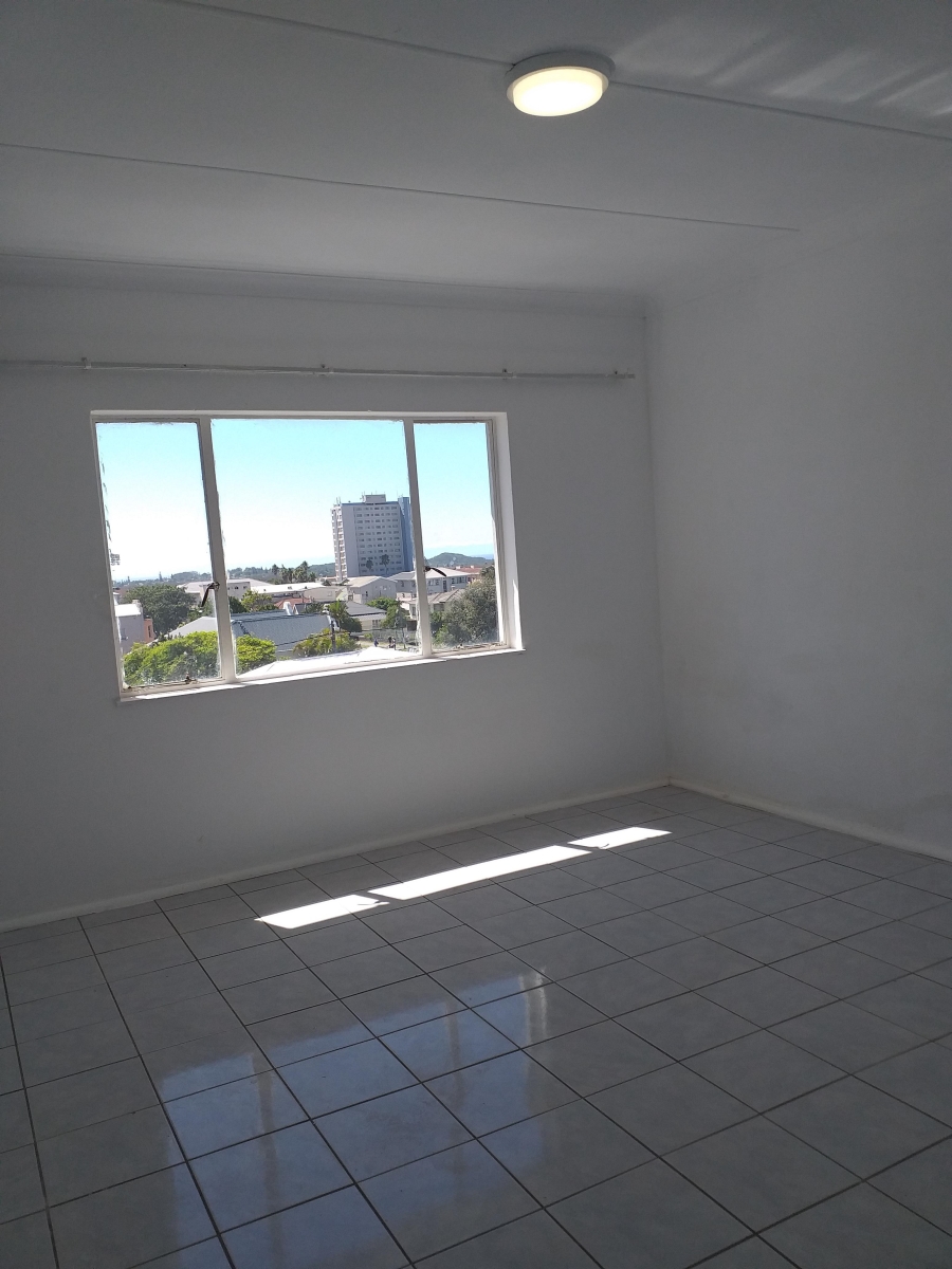 To Let 2 Bedroom Property for Rent in Southernwood Eastern Cape